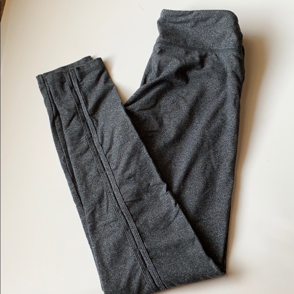 Victoria’s Sport leggings
